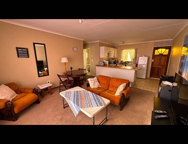 2 BEDROOM APARTMENT FOR SALE IN HELDERKRUIN